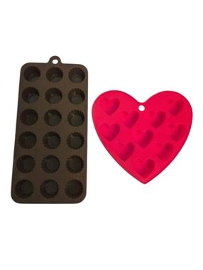 Heart & Fluted Circle Valentine Flexible Silicone Chocolate Candy Mold- Set of 2